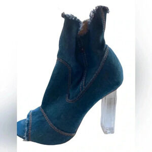 Denim frayed side zip day 2 nite stylish trend transparent stack heel boot 8.5/9